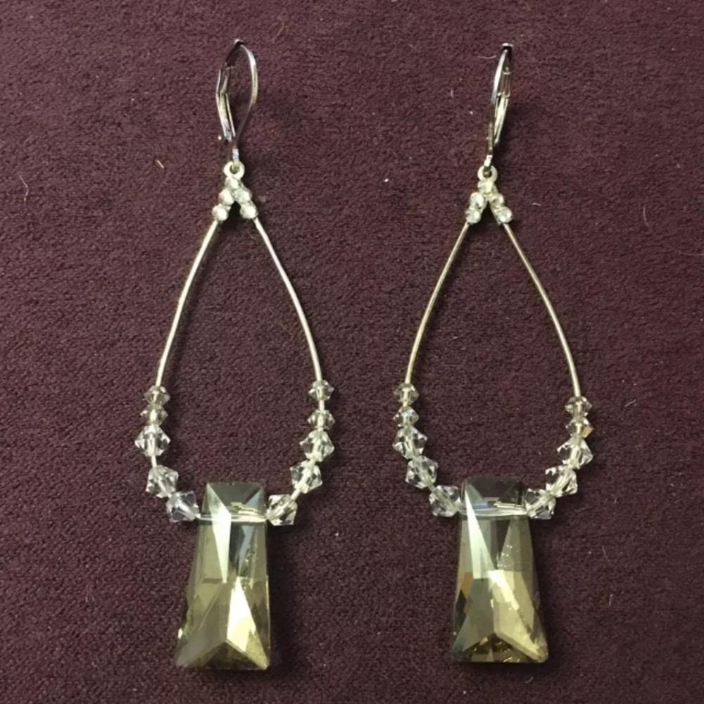 Teardrop crystal earrings